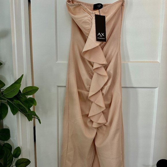 Strapless Blush Dress (NEW WITH TAGS) - Picture 1 of 2